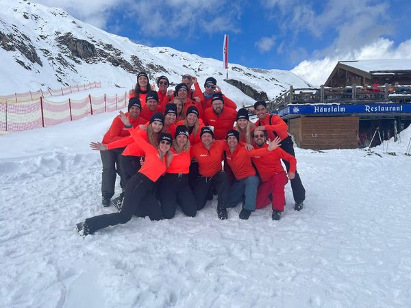 Team vPlan on winter sport holiday